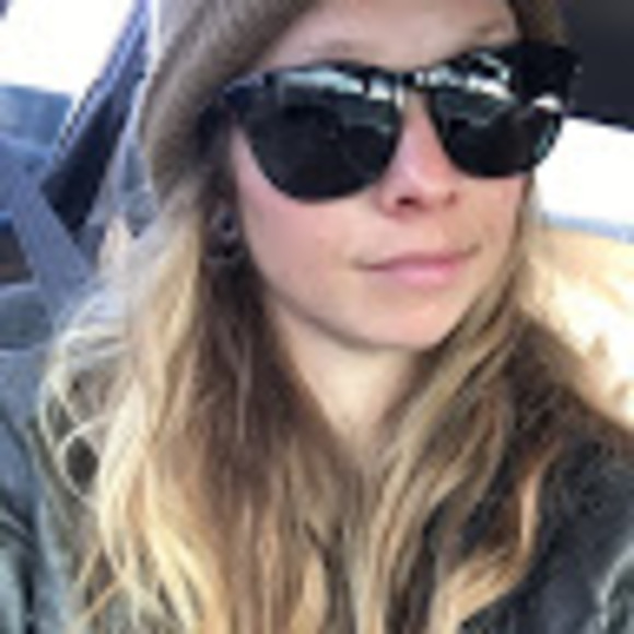 Meet your Posher, Meg - Picture 1 of 1